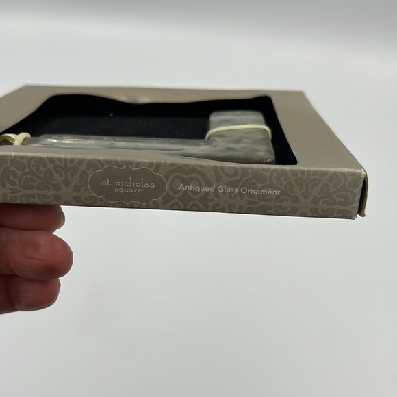 Antiqued Mercury Glass Initial L Christmas ornament St. Nicholas Square NIB - Picture 4 of 6